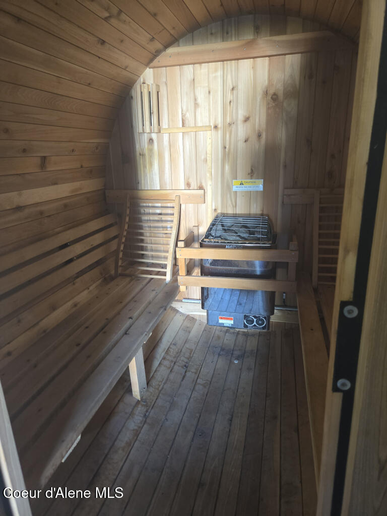 503 Main Street Wardner, ID 83837 - Photo 12 of 22 11