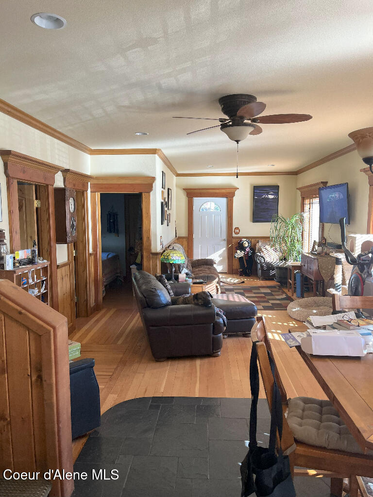 503 Main Street Wardner, ID 83837 - Photo 4 of 22 03