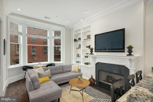 $565,000 | 1724 Spruce Street, Unit 3, Philadelphia, PA 19103