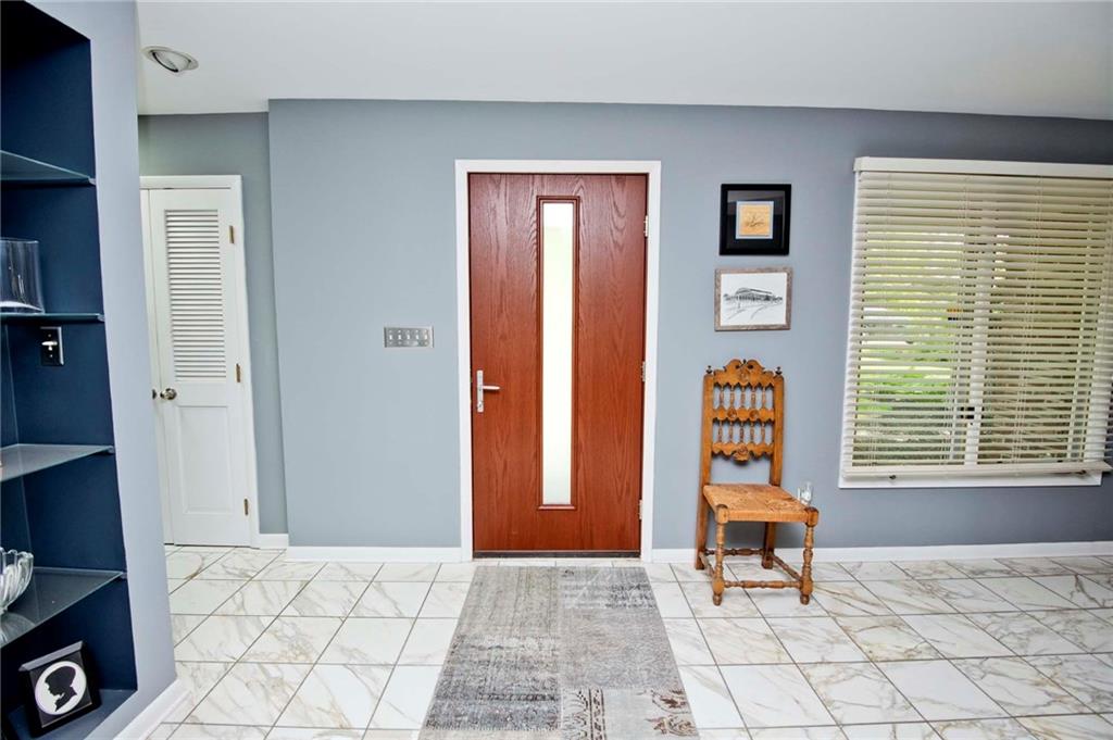 5025 Fall Creek Road Indianapolis, IN 46220 - Photo 6 of 37 Gallery Image 6