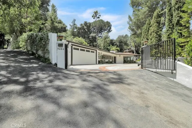 $14,500 | 9466 Hidden Valley Place, Beverly Hills, CA 90210