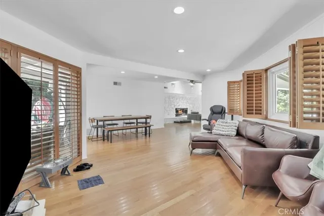 $14,500 | 9466 Hidden Valley Place, Beverly Hills, CA 90210