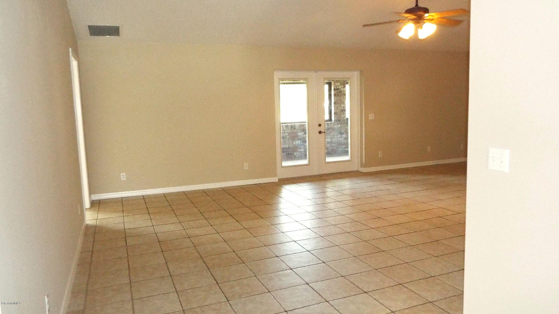 3660 Grant Line Road Mims, FL 32754 - Photo 10 of 28 familyroom