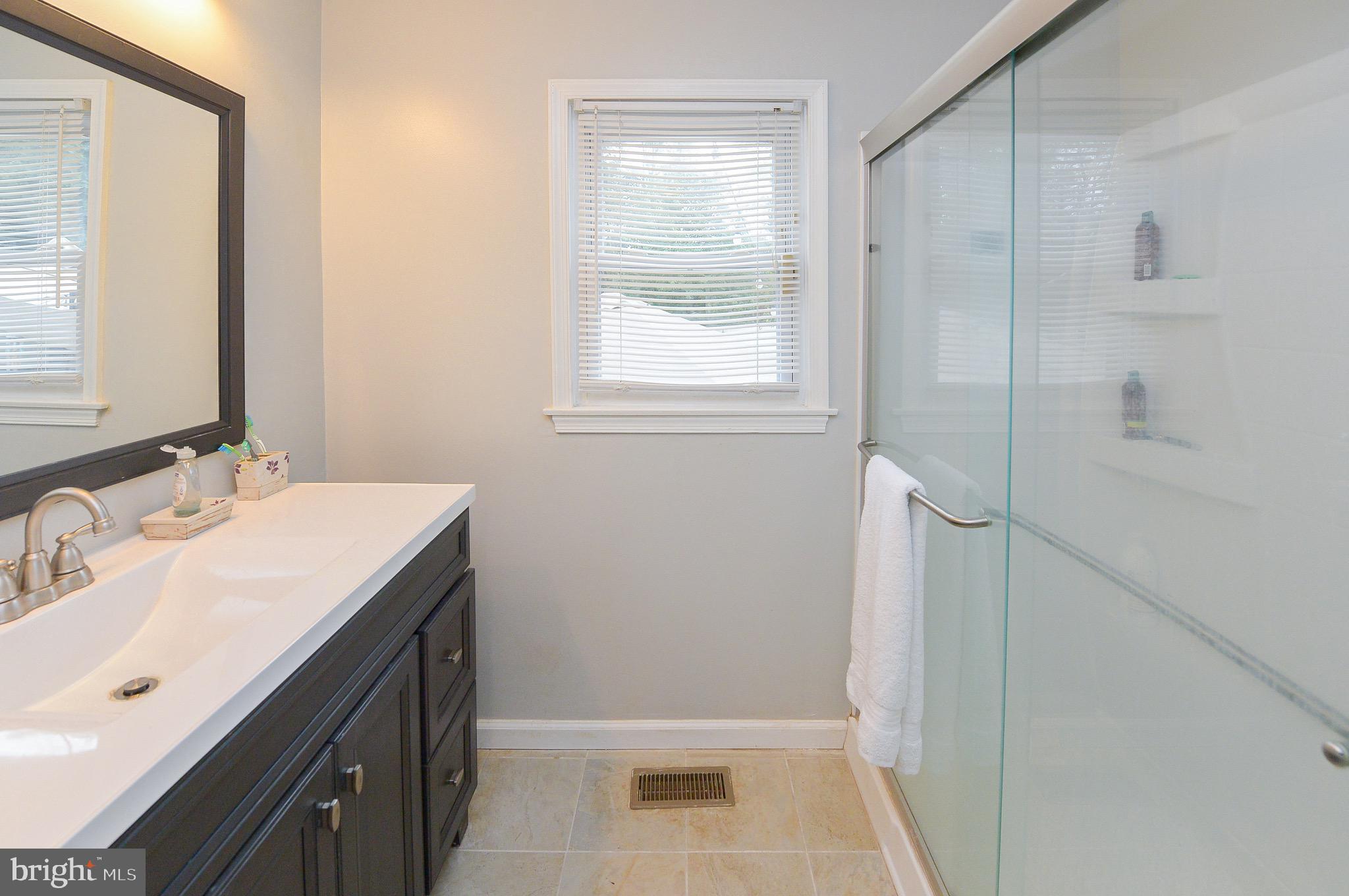 86 East Tomlin Station Road Mickleton, NJ 08056 - Photo 18 of 34