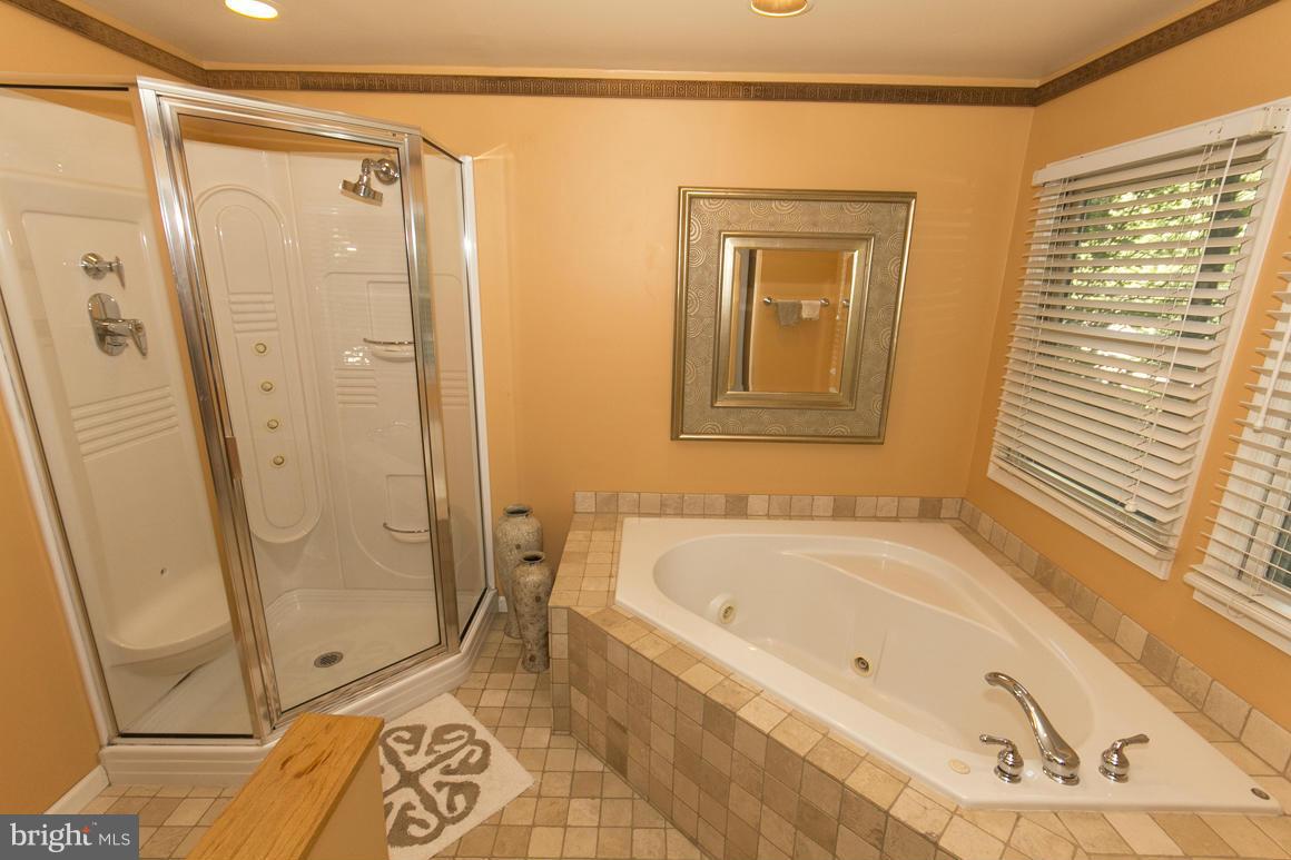 5862 Pimlico Road Baltimore, MD 21209 - Photo 16 of 30 View