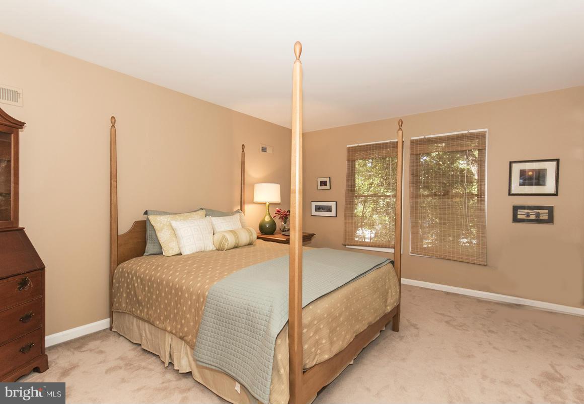 5862 Pimlico Road Baltimore, MD 21209 - Photo 18 of 30 Bedroom 2