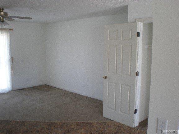 2718 Eckles Road Goodells, MI 48027 - Photo 4 of 21 P2280041-mfsopt