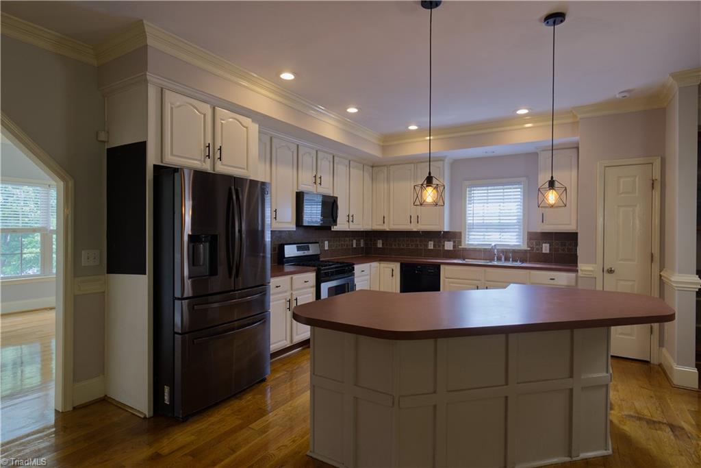 2034 Waterford Pointe Road Lexington, NC 27292 - Photo 13 of 38