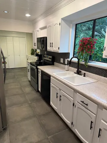 $276,900 | 3368 Woodhill Drive, Tallahassee, FL 32303