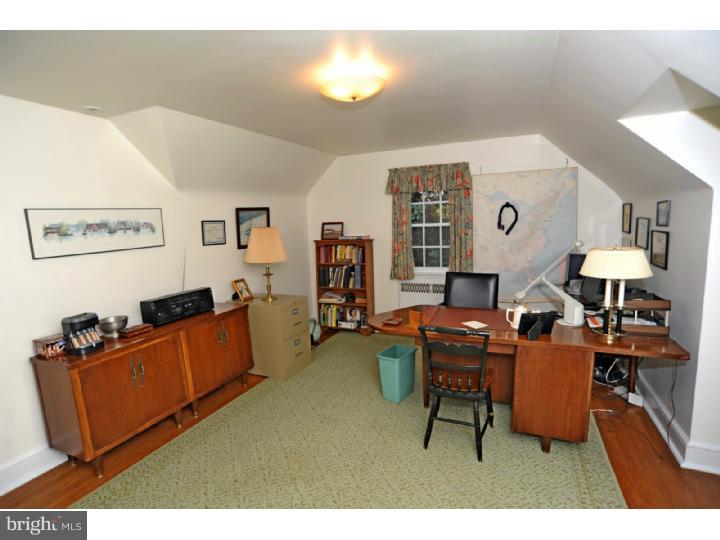 602 Golf Club Road Newtown Square, PA 19073 - Photo 21 of 25 Bedroom 5
