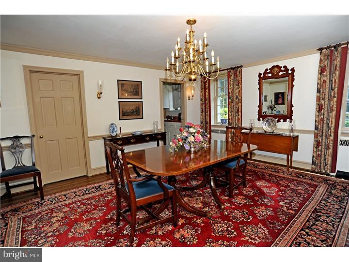 602 Golf Club Road Newtown Square, PA 19073 - Photo 6 of 25 Dining Room