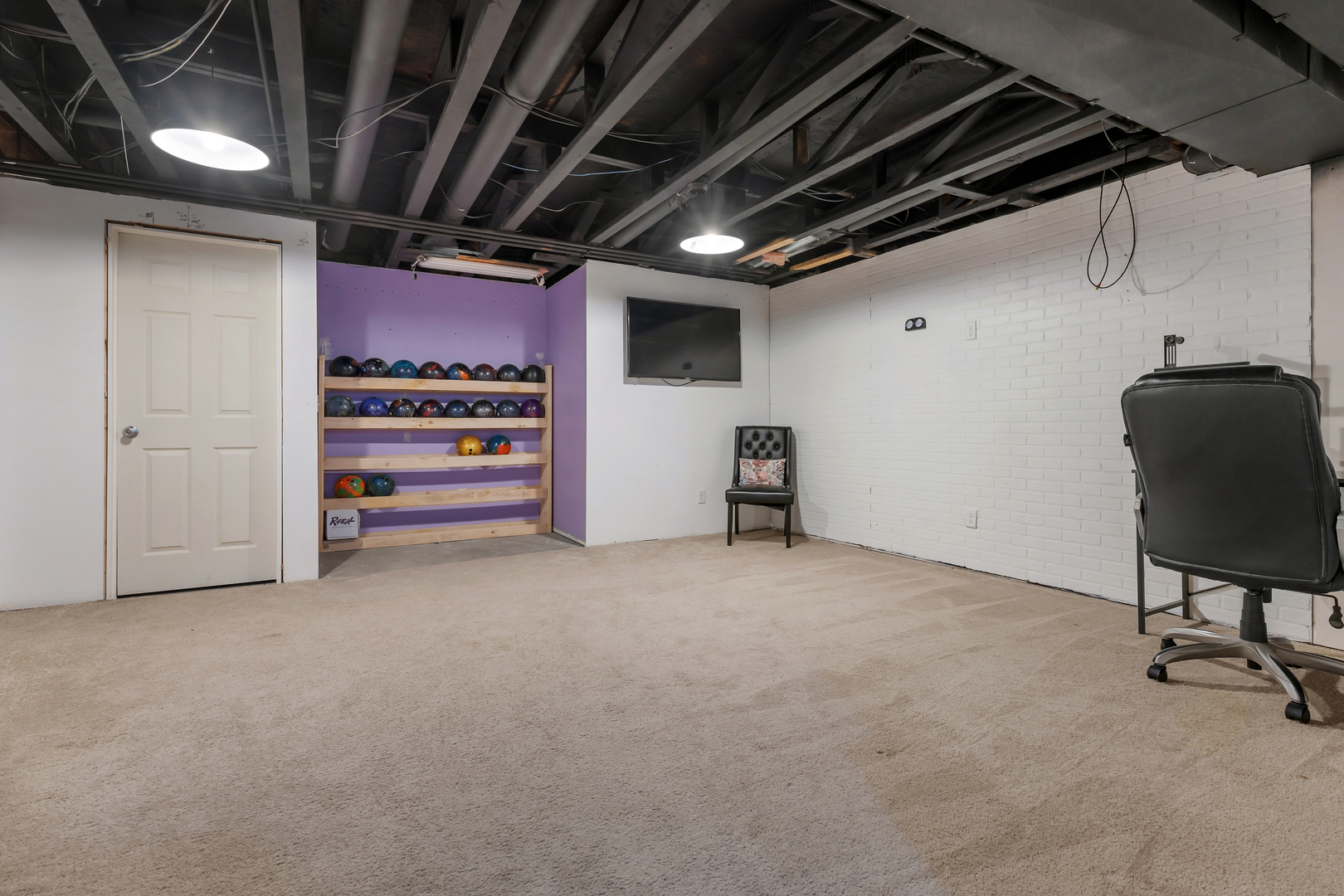 516 Clayton Circle, Unit 516 Sycamore, IL 60178 - Photo 19 of 26 a view of a storage & utility room