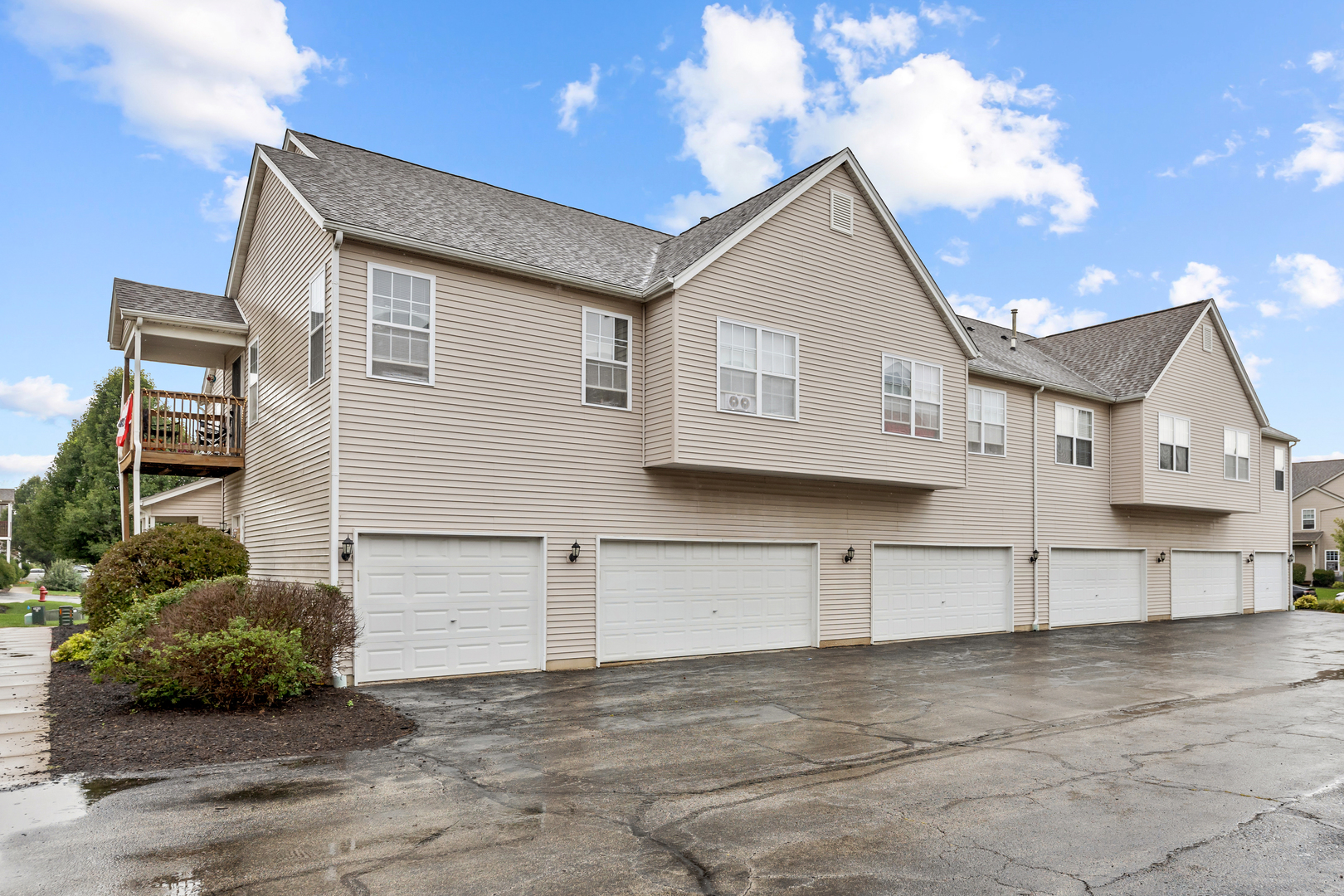 516 Clayton Circle, Unit 516 Sycamore, IL 60178 - Photo 24 of 26 a view of a house with a street