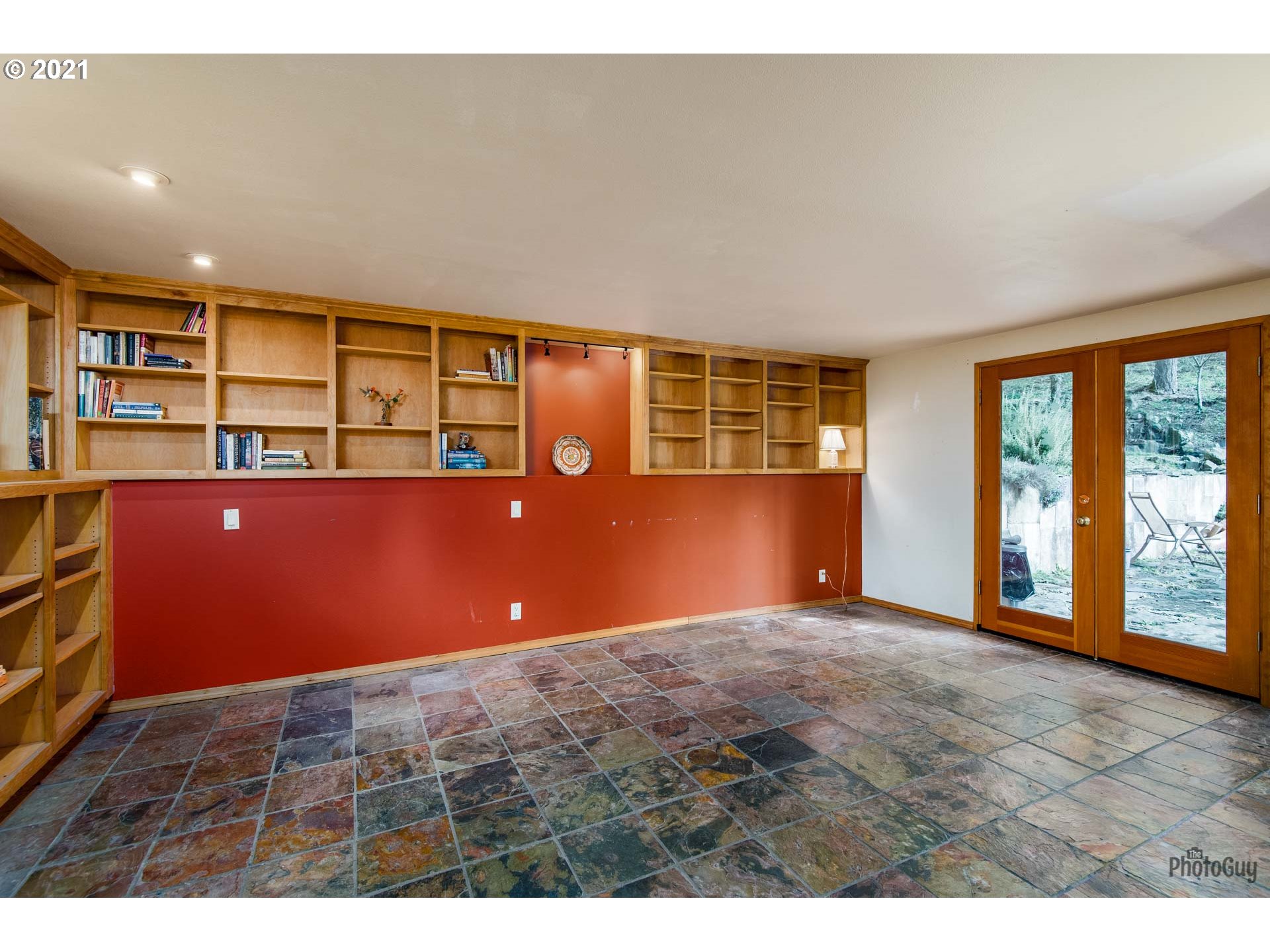 29951 Fox Hollow Road Eugene, OR 97405 - Photo 8 of 32 Gallery Image 8