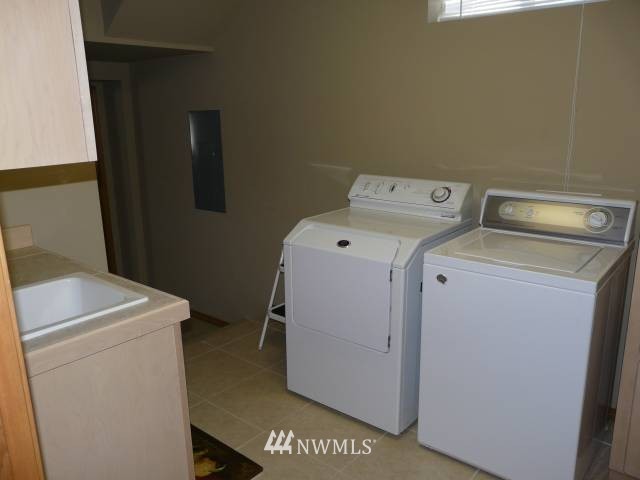 146 Spader Bay Road Chelan, WA 98816 - Photo 19 of 19 Gallery Image 19
