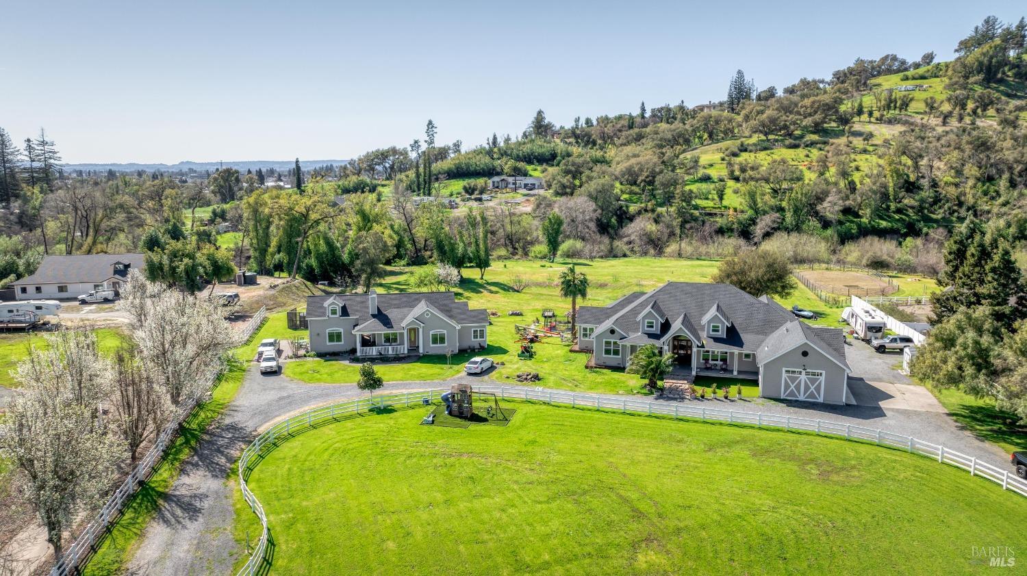 Overhead shot of both main house and granny unit.