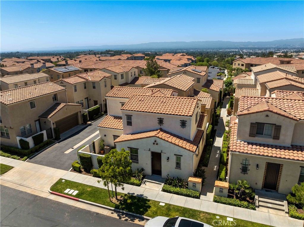 20276 Pienza Lane Porter Ranch, CA 91326 - Photo 32 of 49