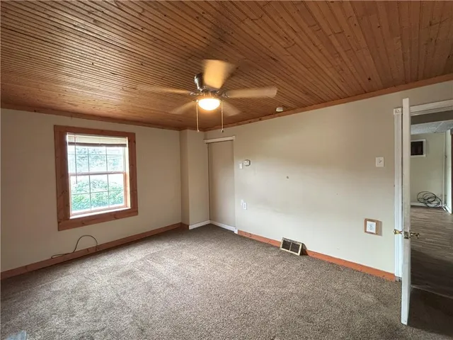 $1,450 | 549 New Alexandria Road, Greensburg, PA 15601