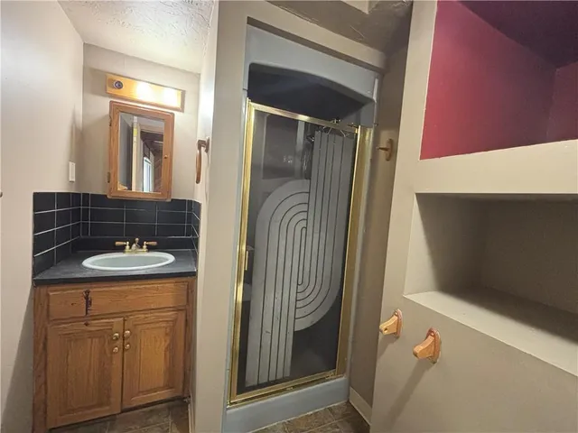 $1,450 | 549 New Alexandria Road, Greensburg, PA 15601