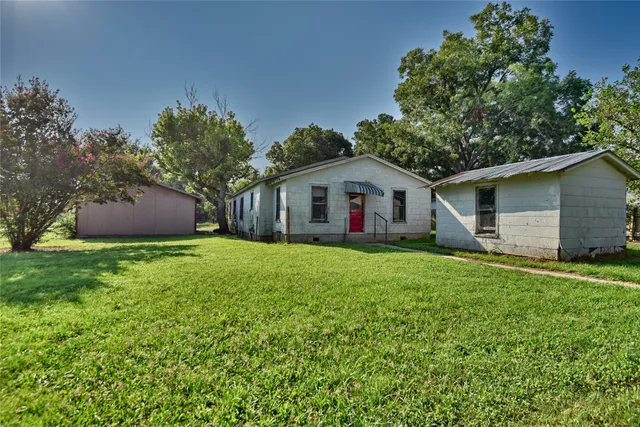 $85,000 | 510 North Dallas Street, Bremond, TX 76629