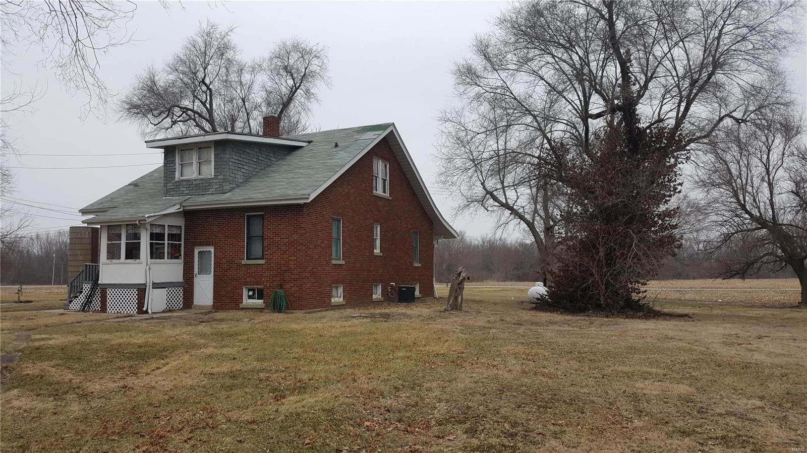 21589 Tall Timber Road Mount Olive, IL 62069 - Photo 10 of 41