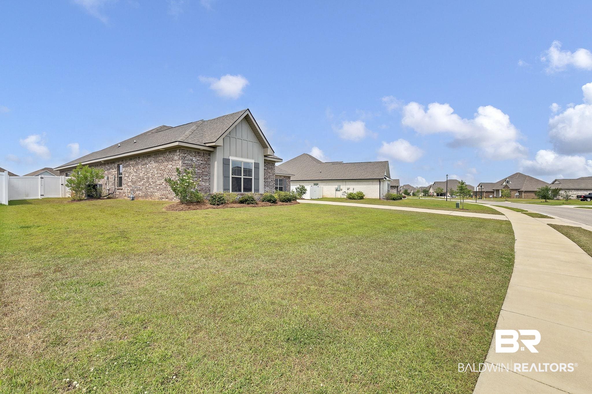 10606 Secretariat Boulevard Daphne, AL 36526 - Photo 5 of 53
