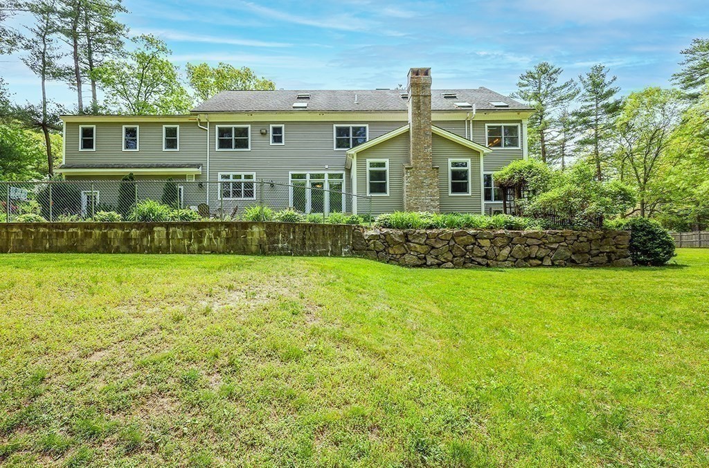 2 Bretton Road Dover, MA 02030 - Photo 33 of 39 Gallery Image 33