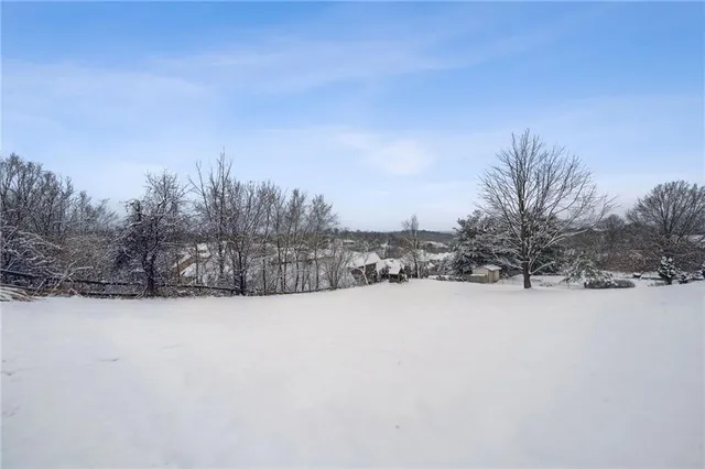 $625,000 | 15 Penntowne Drive, Irwin, PA 15642