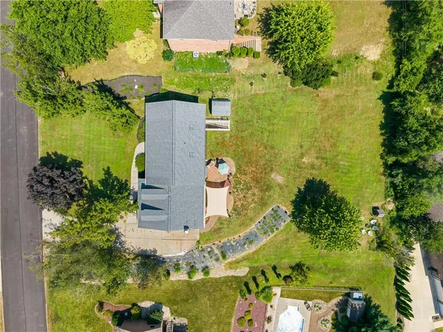 a view of entryway and hall