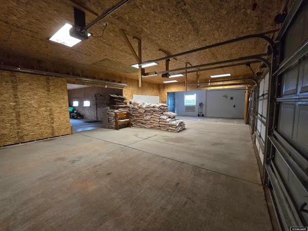 $950,000 | 43 Red Cliff Road, Lander, WY 82520