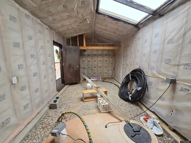 $950,000 | 43 Red Cliff Road, Lander, WY 82520