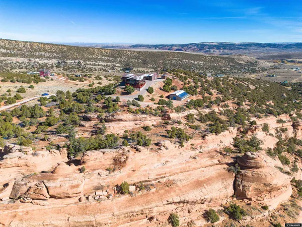$950,000 | 43 Red Cliff Road, Lander, WY 82520