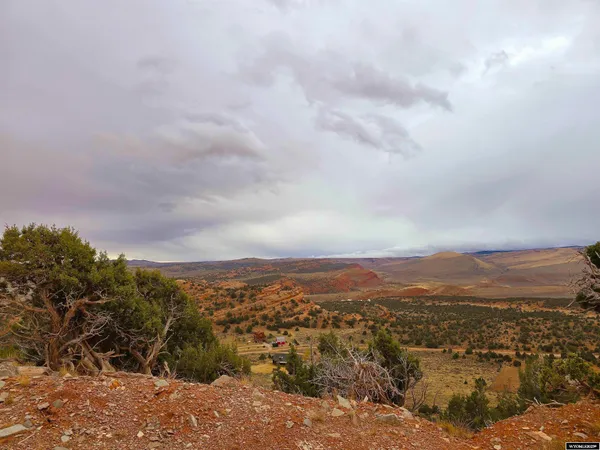 $950,000 | 43 Red Cliff Road, Lander, WY 82520