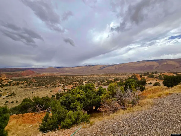 $950,000 | 43 Red Cliff Road, Lander, WY 82520