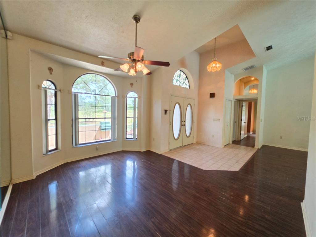 9182 Orchard Way Spring Hill, FL 34608 - Photo 5 of 44