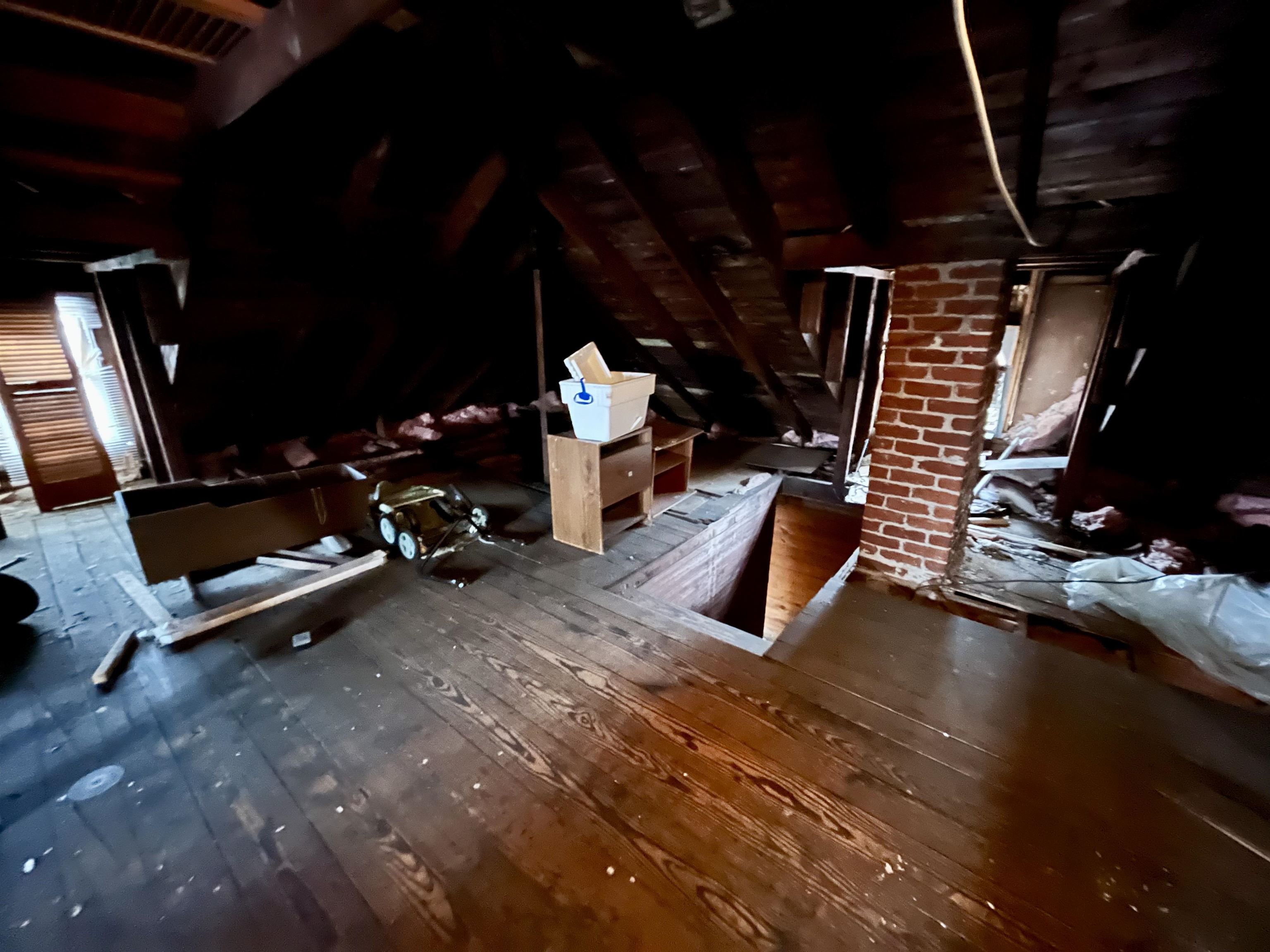 501 Ridge Street Charlottesville, VA 22902 - Photo 34 of 47 a view of a room with gym equipment