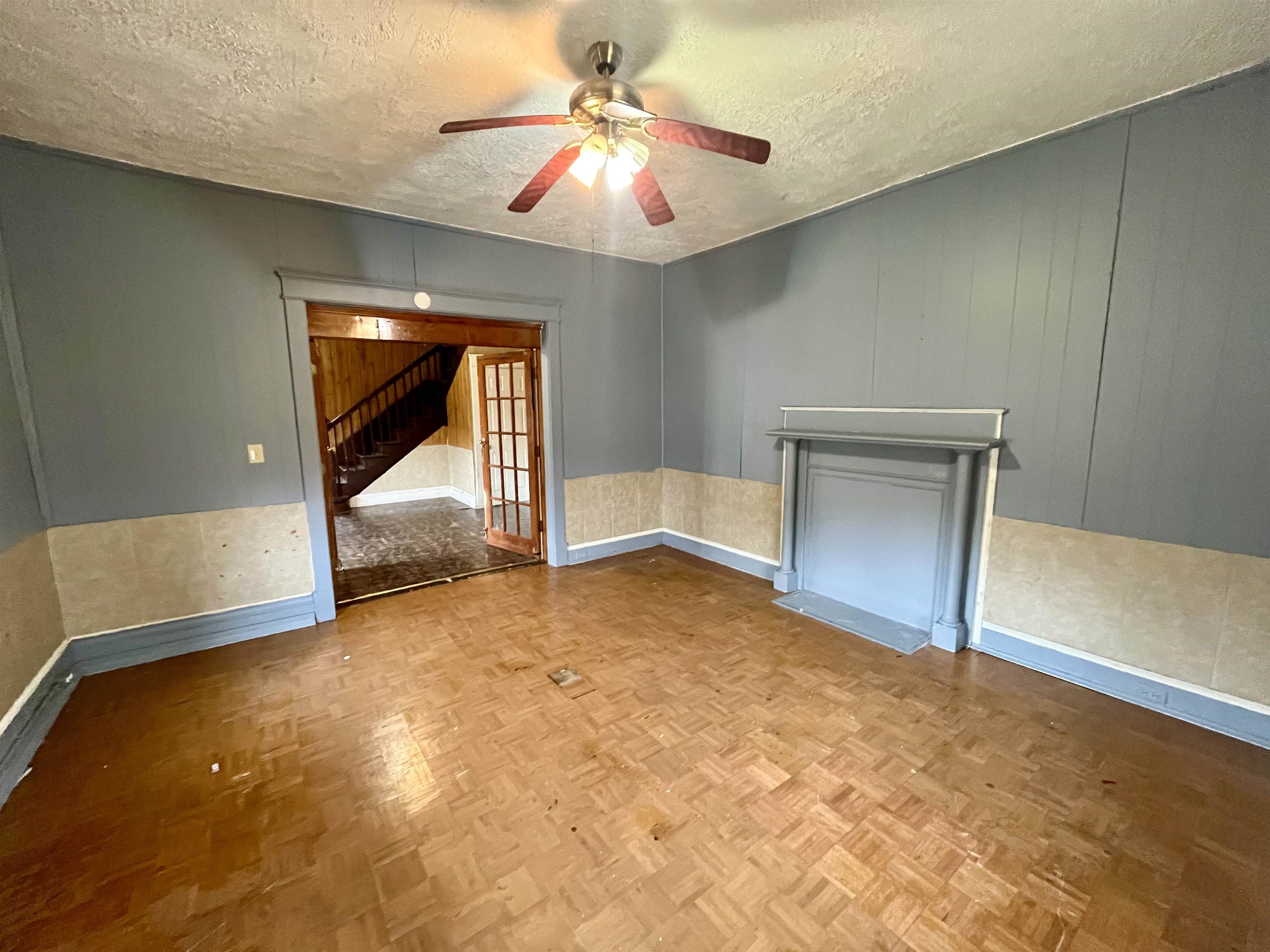 501 Ridge Street Charlottesville, VA 22902 - Photo 4 of 47 a view of empty room