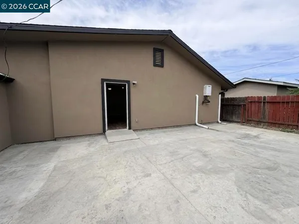 $2,500 | 3232 Sanguinetti Lane, Stockton, CA 95205