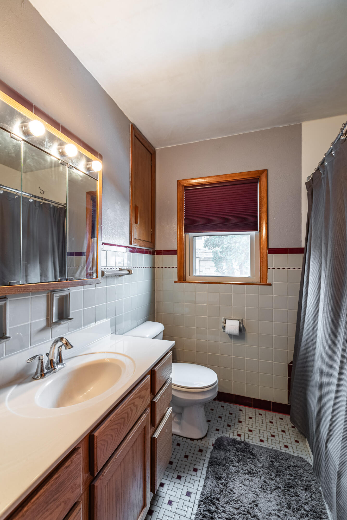 1918 Redfield Street La Crosse, WI 54601 - Photo 9 of 27 C24I1317-HDR