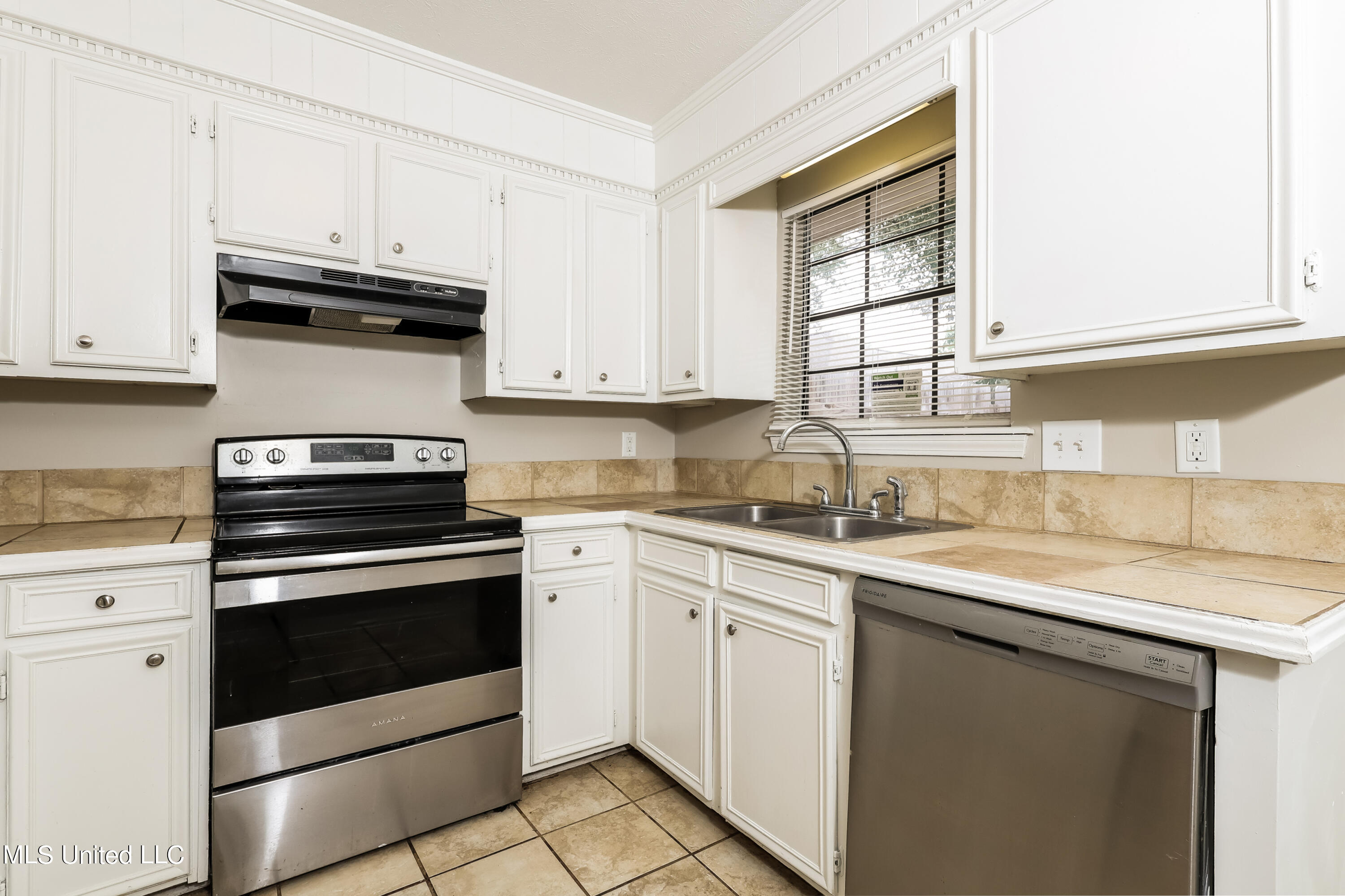 322 Planters Grove Ridgeland, MS 39157 - Photo 7 of 15 006-photo-kitchen-14022580