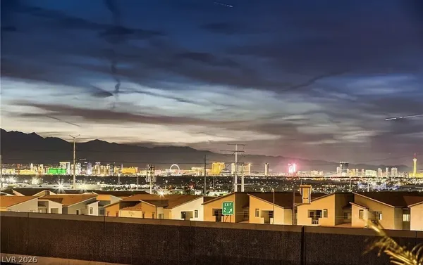 $3,265 | 860 Viento Del Montagna Avenue, Henderson, NV 89012