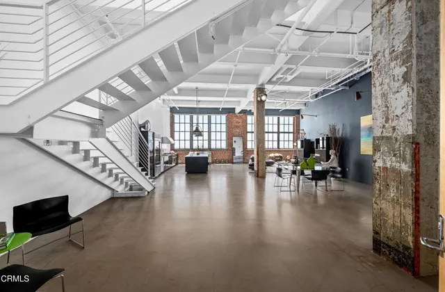 $2,399,000 | 1850 Industrial Street, Unit 708, Los Angeles, CA 90021