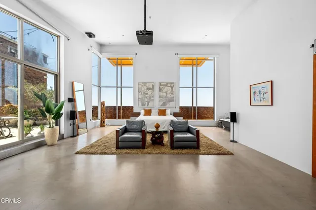 $2,399,000 | 1850 Industrial Street, Unit 708, Los Angeles, CA 90021