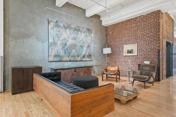 $2,399,000 | 1850 Industrial Street, Unit 708, Los Angeles, CA 90021