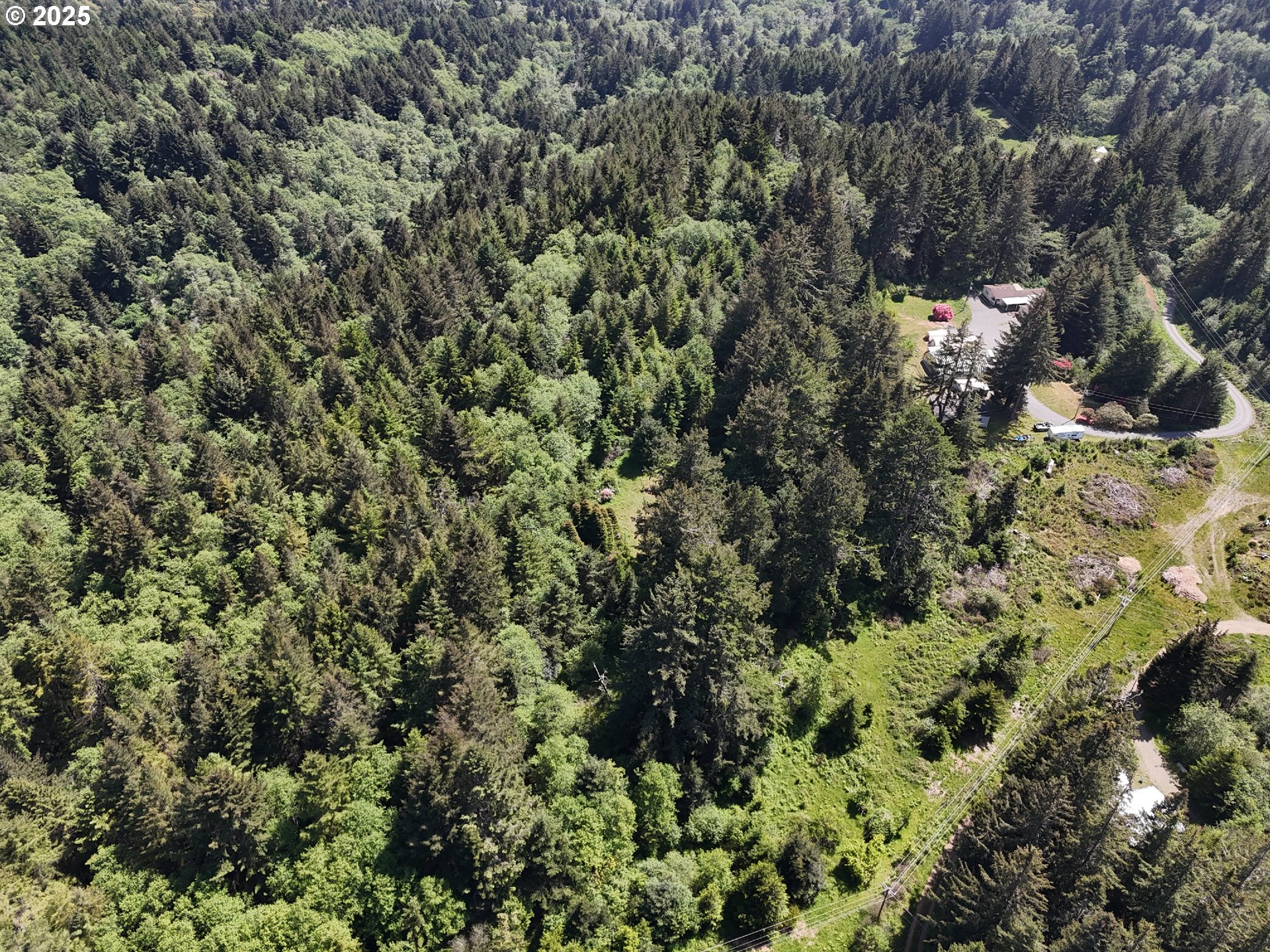 20452 Whaleshead Road Brookings, OR 97415 - Photo 17 of 40