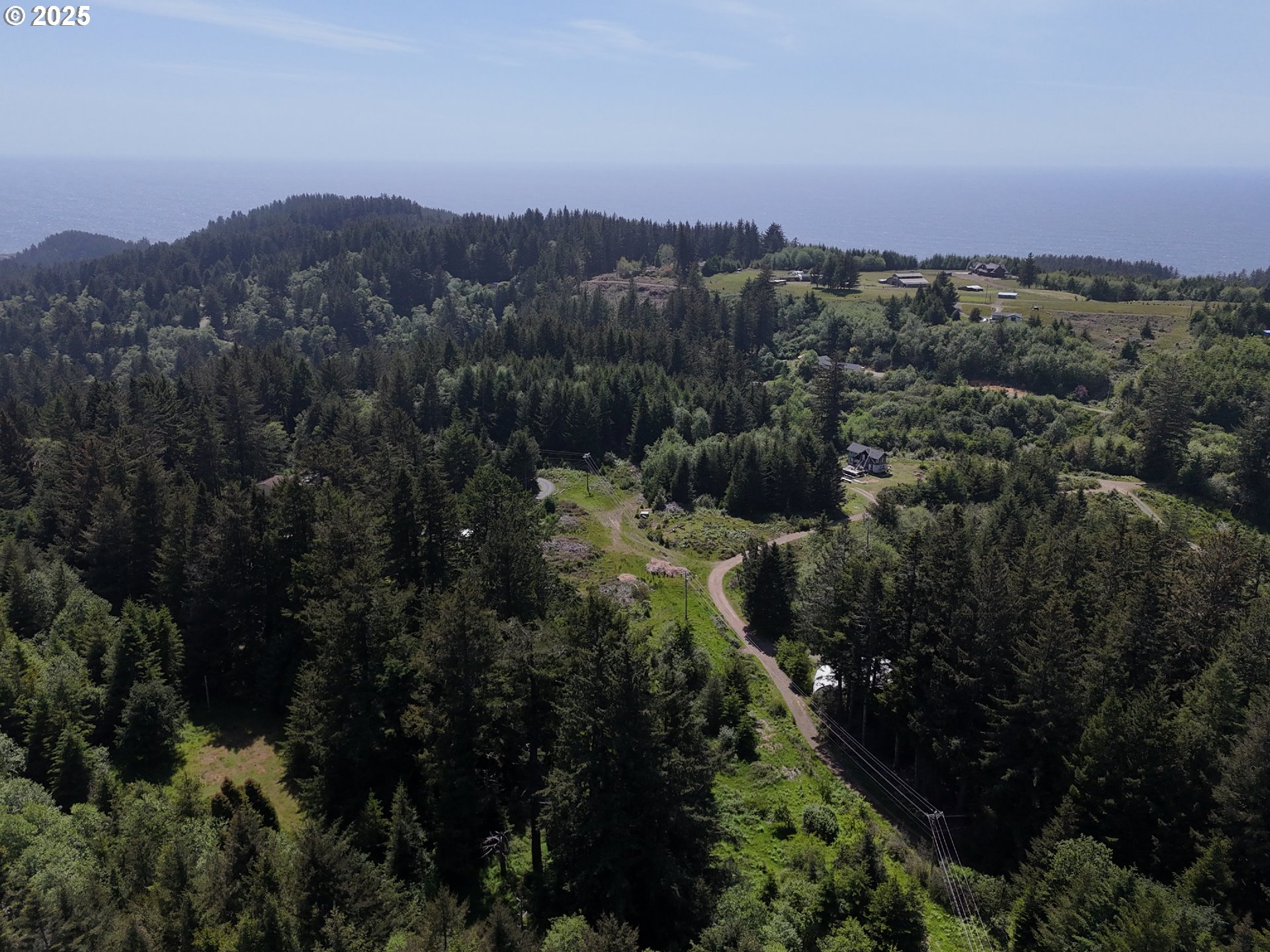 20452 Whaleshead Road Brookings, OR 97415 - Photo 19 of 40