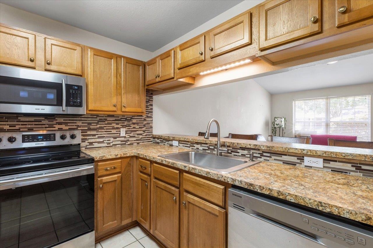 4434 Gearhart Road, Unit 1802 Tallahassee, FL 32303 - Photo 23 of 37