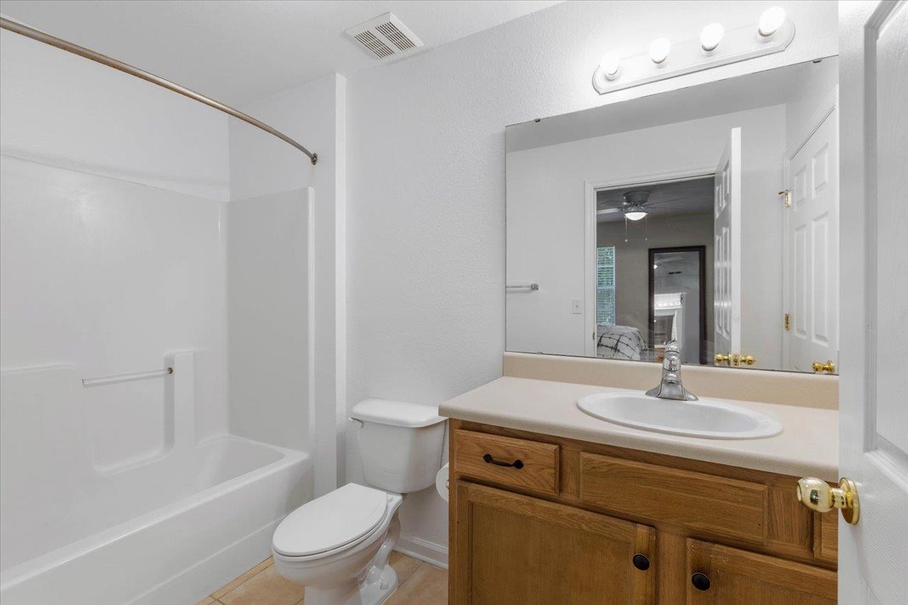 4434 Gearhart Road, Unit 1802 Tallahassee, FL 32303 - Photo 9 of 37