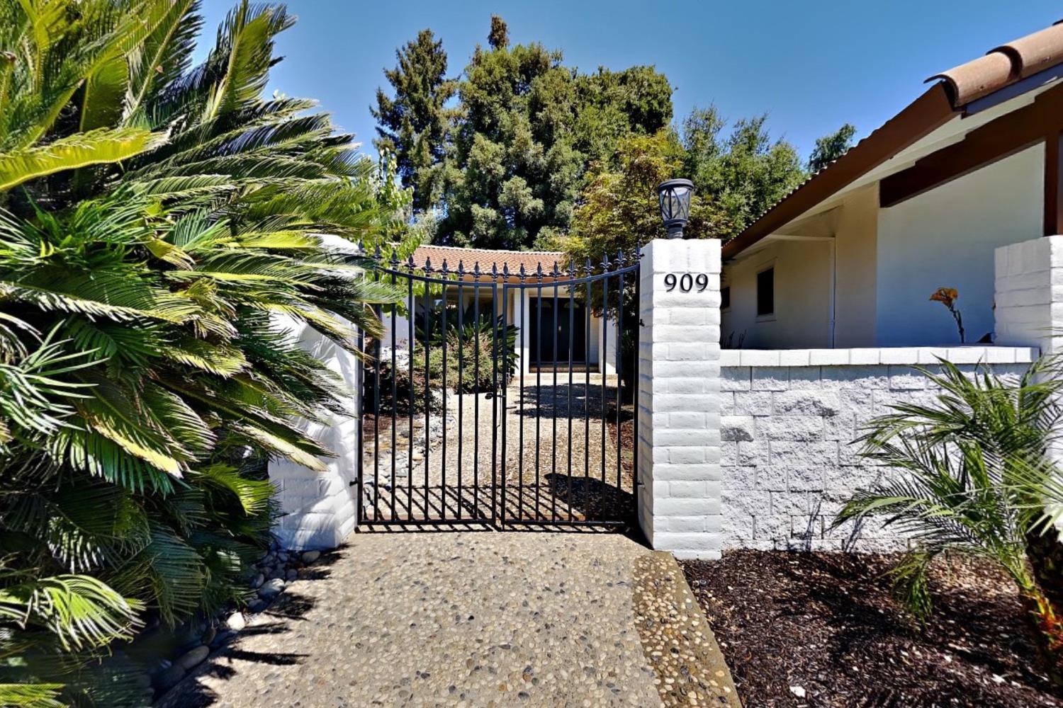 909 Newcastle Court Modesto, CA 95355 - Photo 90 of 98