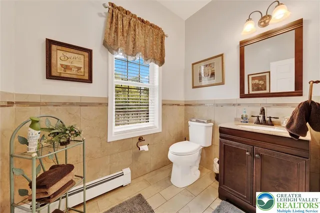 $2,200,000 | 2193 Apple Street, Bethlehem, PA 18015